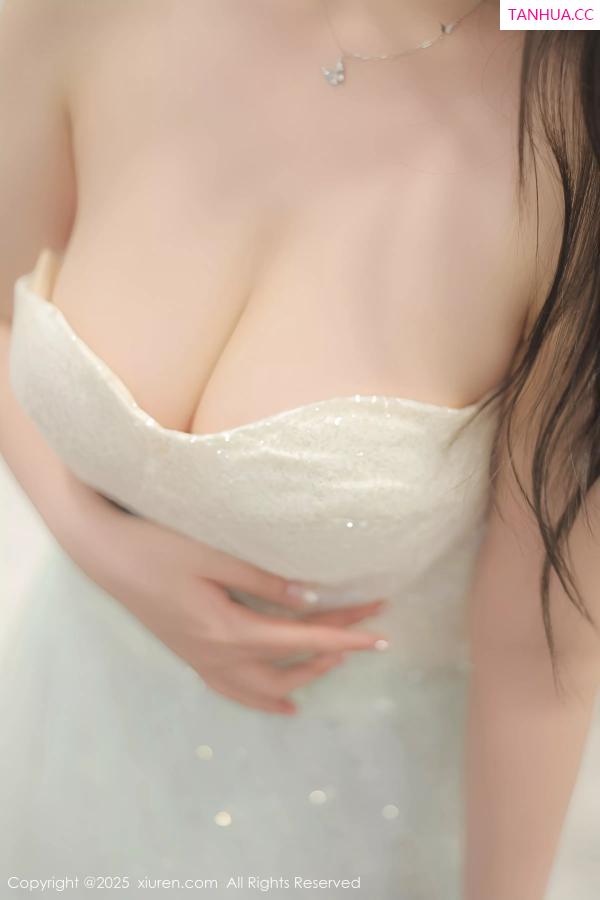   [XiuRen]高清写真图 2025.04.29 No.10222 蛋蛋宝 马来西亚旅拍第26张图片